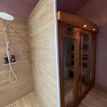 Дом отдыха Maison Avec Clim Et Parking - 6 Pers. - Fr-1-426-613